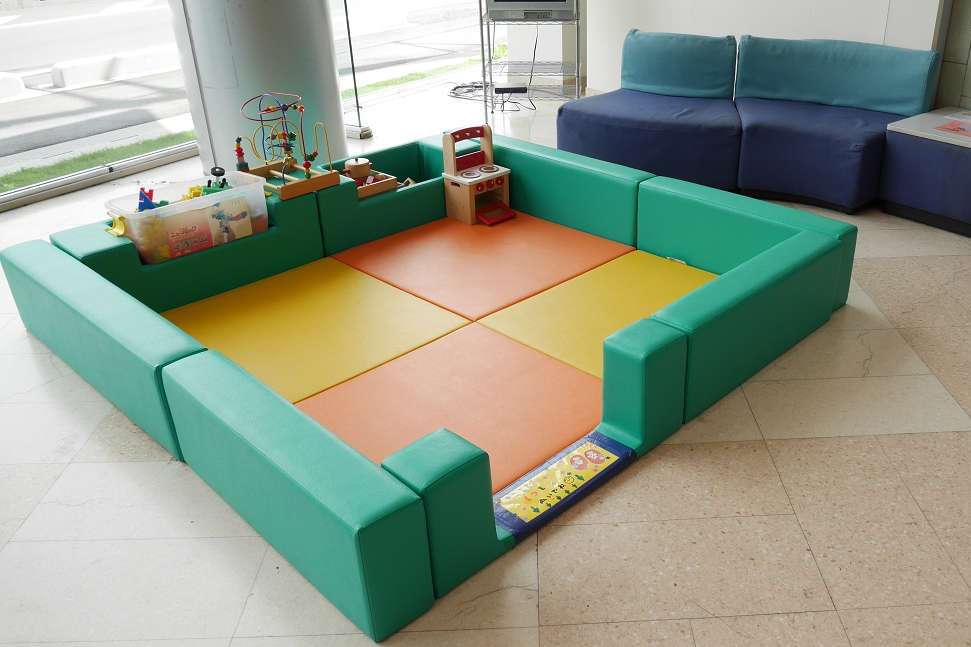 store_14_kidscorner