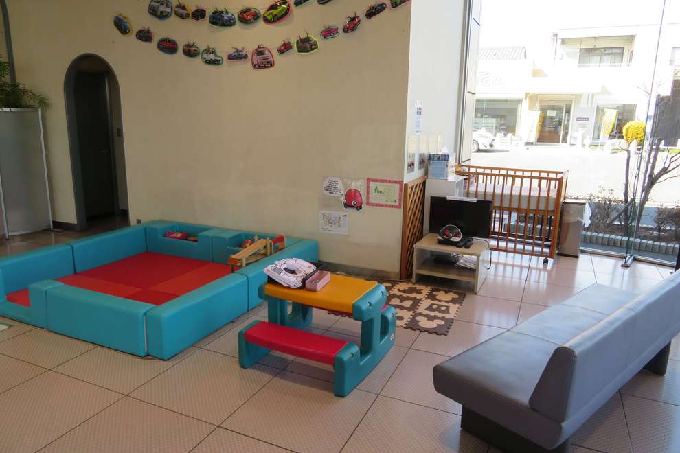 store_28_kidscorner