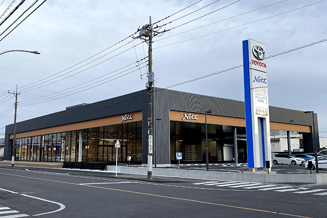 29足利朝倉店外観